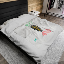 Load image into Gallery viewer, Long Keng (Dragon Pit) Velveteen Plush Blanket
